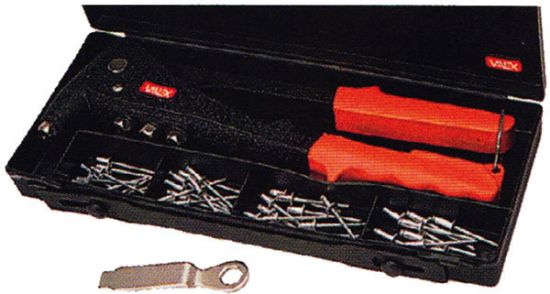 Immagine di RIVETTATRICE IN CASSETTA VALEX