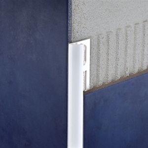 Immagine di PROFILO ANGOLARE ESTERNO PVC 10 MM BIANCO L. 2,60 MT