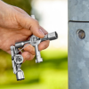 Immagine di CHIAVE UNIVERSALE PER SPORTELLI 8 BRACCI TWINKEY KNIPEX