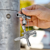 Immagine di CHIAVE UNIVERSALE PER SPORTELLI 8 BRACCI TWINKEY KNIPEX