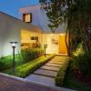 Immagine di LAMPIONE DA GIARDINO CON PORTALAMPADA ATTACCO E27 A LANTERNA FISSAGGIO A TERRA COLORE NERO H.97,5 CM VT-1159 V-TAC